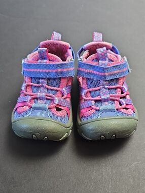 M.A.P. Girls Pink & Purple Outdoor Sandals with Hook-and-Loop Strap Water Shoes